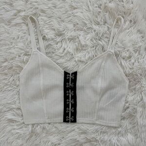 Forever 21 White Hook-and-Eye Crop Top Size Small